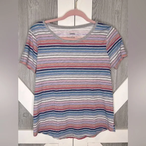 BAG155. Sonoma Everyday Multi Color Tee Small - Picture 1 of 4